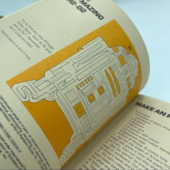 Star Wars Artoo Detoo Activity Book - Picture 4 of 11